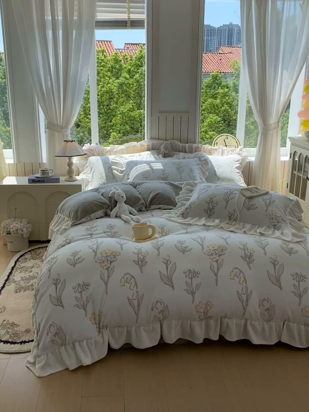 91家纺网 家纺一手货源 找家纺 启程家纺 2025新款花边雕花牛奶绒四件套 铃兰花-花边款