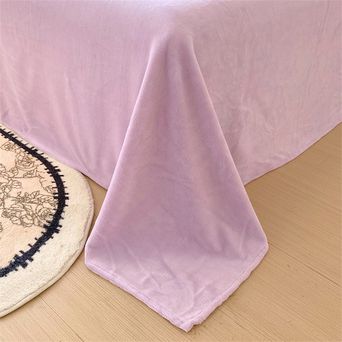 91家纺网 家纺一手货源 找家纺 启程家纺 2025新款花边雕花牛奶绒四件套 小豆芽-紫-花边款