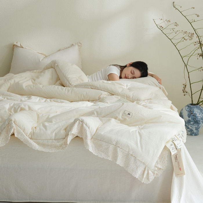 91家纺网 家纺一手货源 找家纺 桂雅居 2025新款舒适麻棉麻数码印花蕾丝花边懒人被被子被芯 麻本色