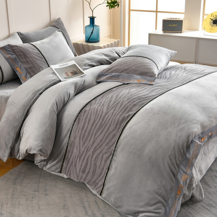 妮恒美家纺 2025新款刺绣婴儿绒工艺四件套-艾琳系列 艾琳-绅士灰