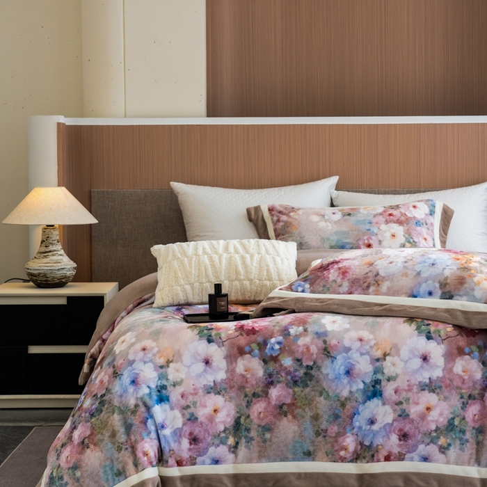 91家纺网 家纺一手货源 找家纺 瑞雪家居 2025新款全消光数码印花牛奶绒系列四件套 花语黄