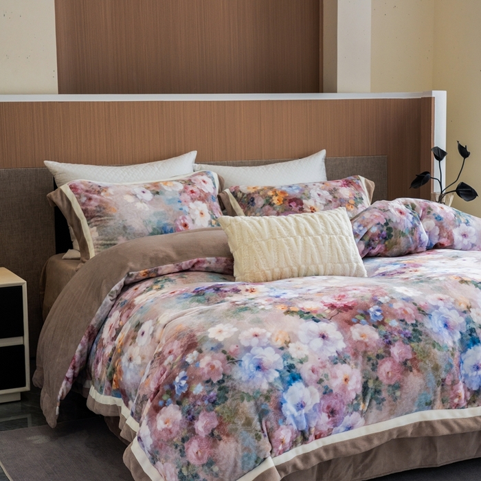 91家纺网 家纺一手货源 找家纺 瑞雪家居 2025新款全消光数码印花牛奶绒系列四件套 花语黄