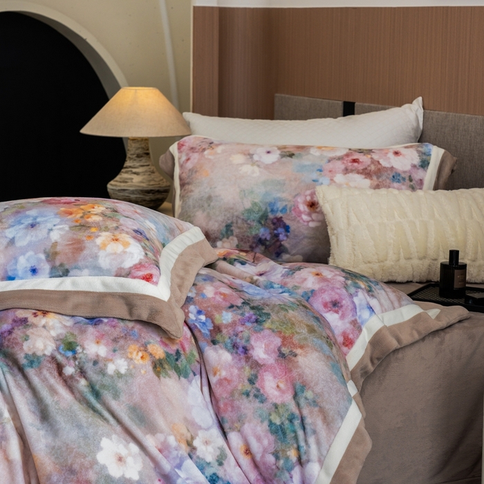 91家纺网 家纺一手货源 找家纺 瑞雪家居 2025新款全消光数码印花牛奶绒系列四件套 花语黄