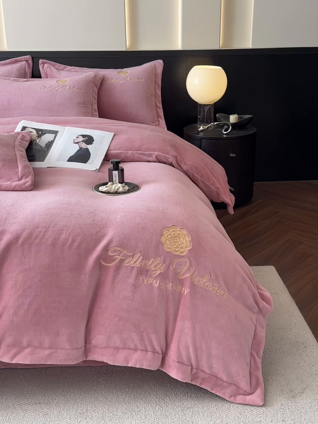 91家纺网 家纺一手货源 找家纺 （总）鸿织源2025新款-茶颜系列 宝宝绒宽边四件套