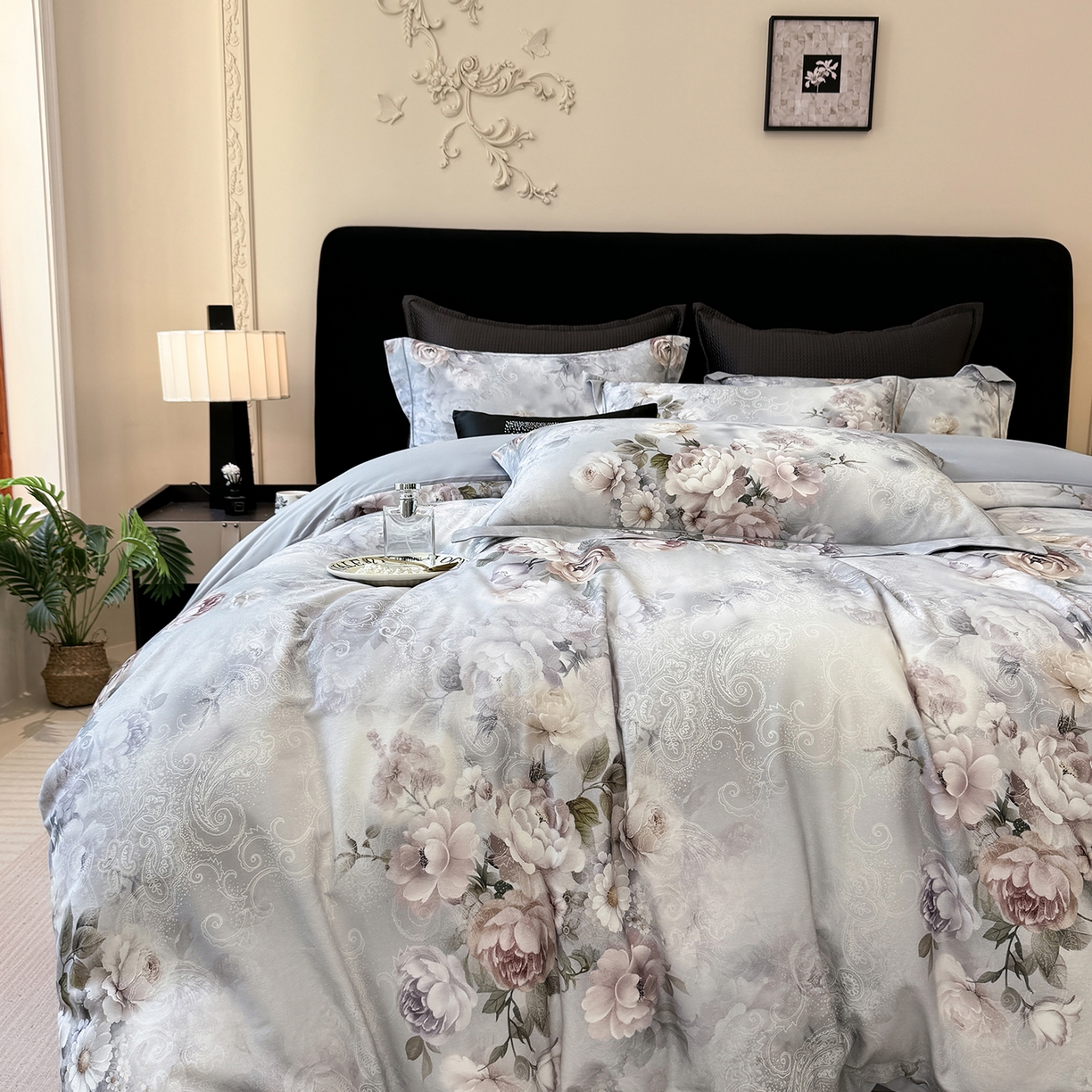 91家纺网 家纺一手货源 找家纺 星座家纺 2025秋冬新款全棉磨毛数码印花四件套 镜中花