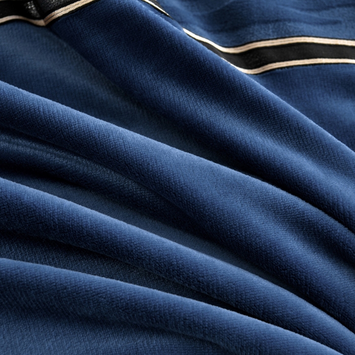 91家纺网 家纺一手货源 找家纺 妮恒美家纺 2025新款刺绣婴儿绒工艺四件套-艾琳系列 艾琳-雾蓝