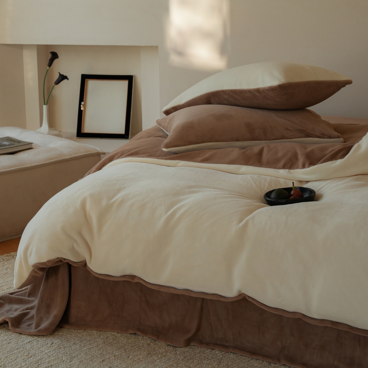 91家纺网 家纺一手货源 找家纺 简纯主义 2025新款撞色牛奶绒那不勒斯系列四件套 梦璃