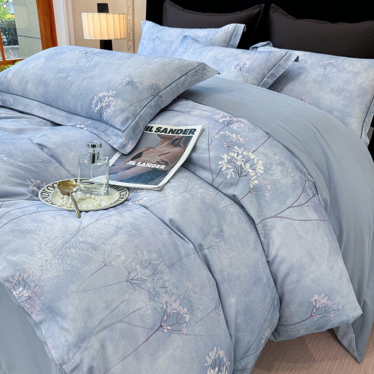 91家纺网 家纺一手货源 找家纺 星座家纺 2025秋冬新款全棉磨毛数码印花四件套 听风冷羽