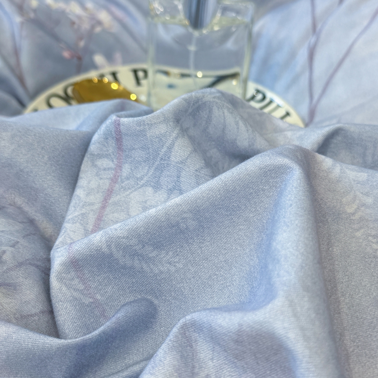 91家纺网 家纺一手货源 找家纺 星座家纺 2025秋冬新款全棉磨毛数码印花四件套 听风冷羽