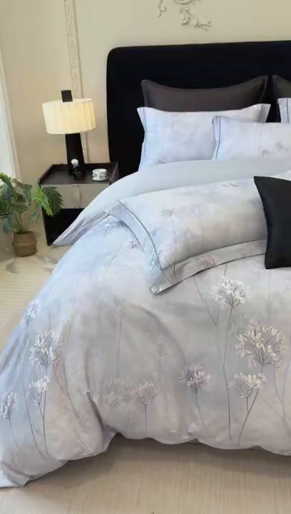 91家纺网 家纺一手货源 找家纺 星座家纺 2025秋冬新款全棉磨毛数码印花四件套 听风冷羽