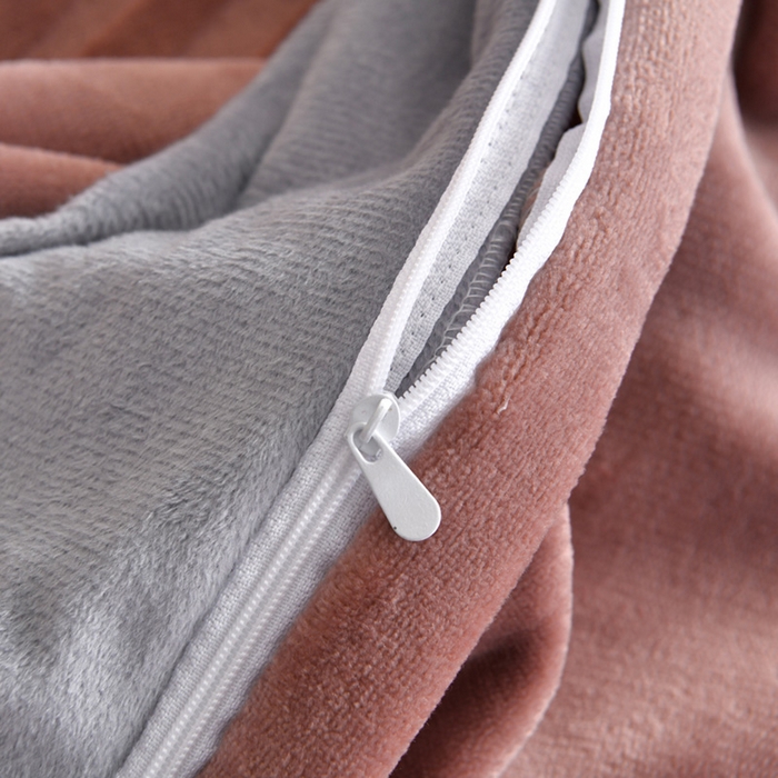 91家纺网 家纺一手货源 找家纺 妮恒美家纺 2025新款刺绣婴儿绒工艺四件套-艾琳系列 艾琳-陨石拿铁