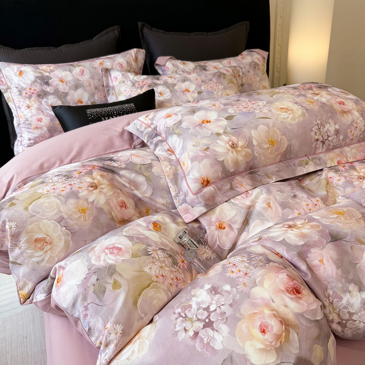 星座家纺 2025秋冬新款全棉磨毛数码印花四件套 炫彩花园