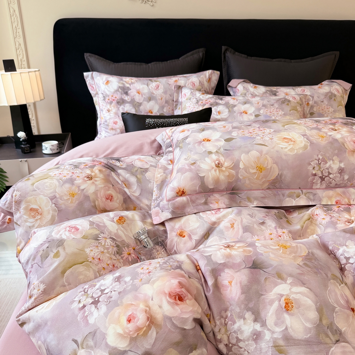 91家纺网 家纺一手货源 找家纺 星座家纺 2025秋冬新款全棉磨毛数码印花四件套 炫彩花园