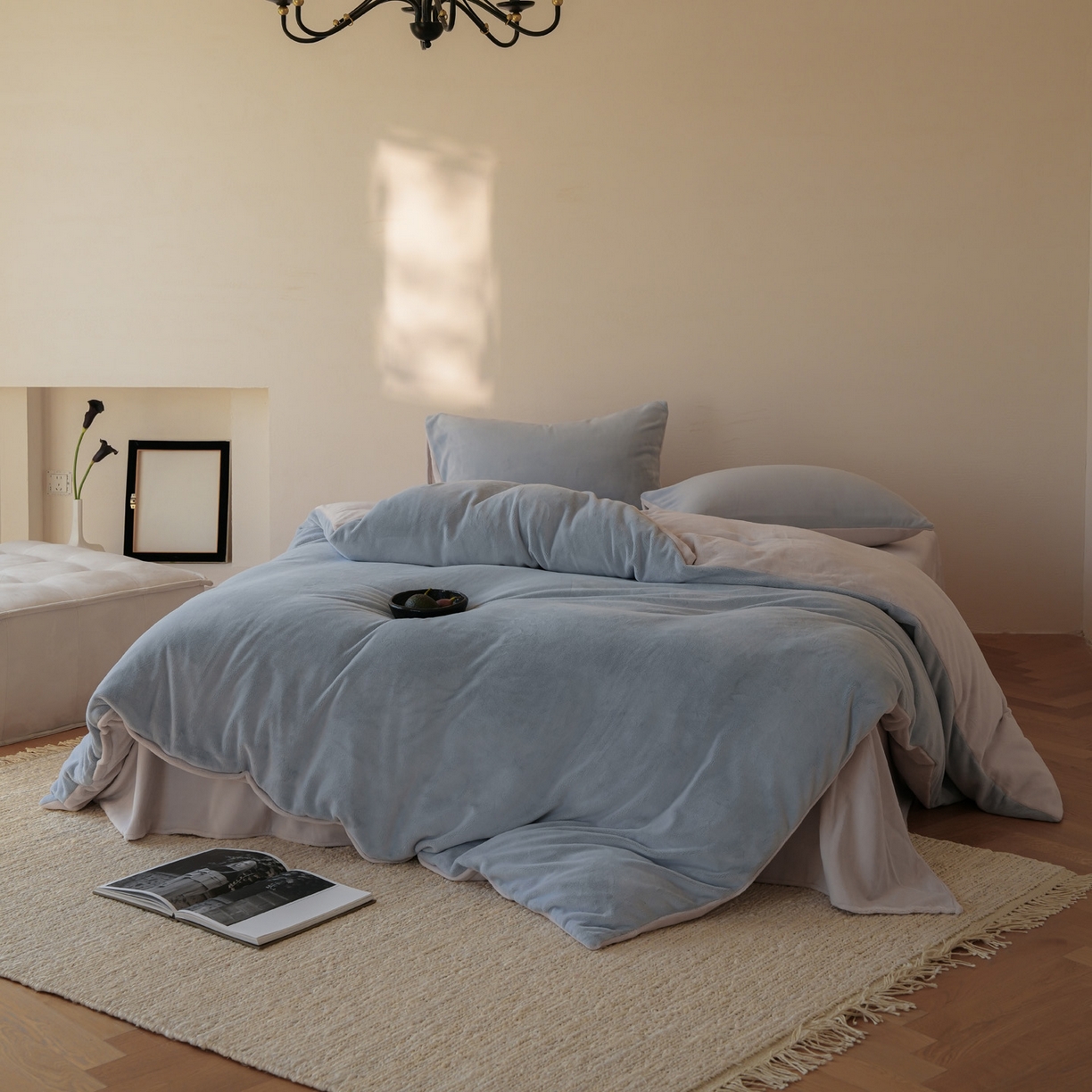 91家纺网 家纺一手货源 找家纺 简纯主义 2025新款撞色牛奶绒那不勒斯系列四件套 浅云蓝