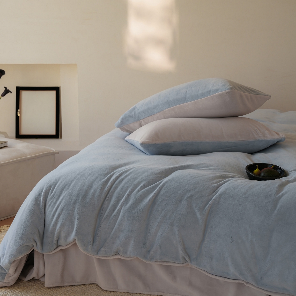 91家纺网 家纺一手货源 找家纺 简纯主义 2025新款撞色牛奶绒那不勒斯系列四件套 浅云蓝