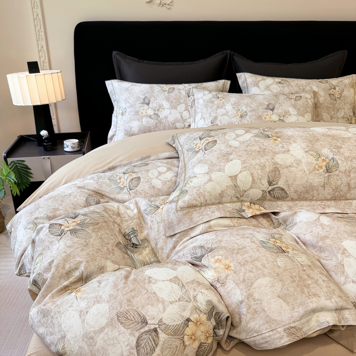 91家纺网 家纺一手货源 找家纺 星座家纺 2025秋冬新款全棉磨毛数码印花四件套 夜会美