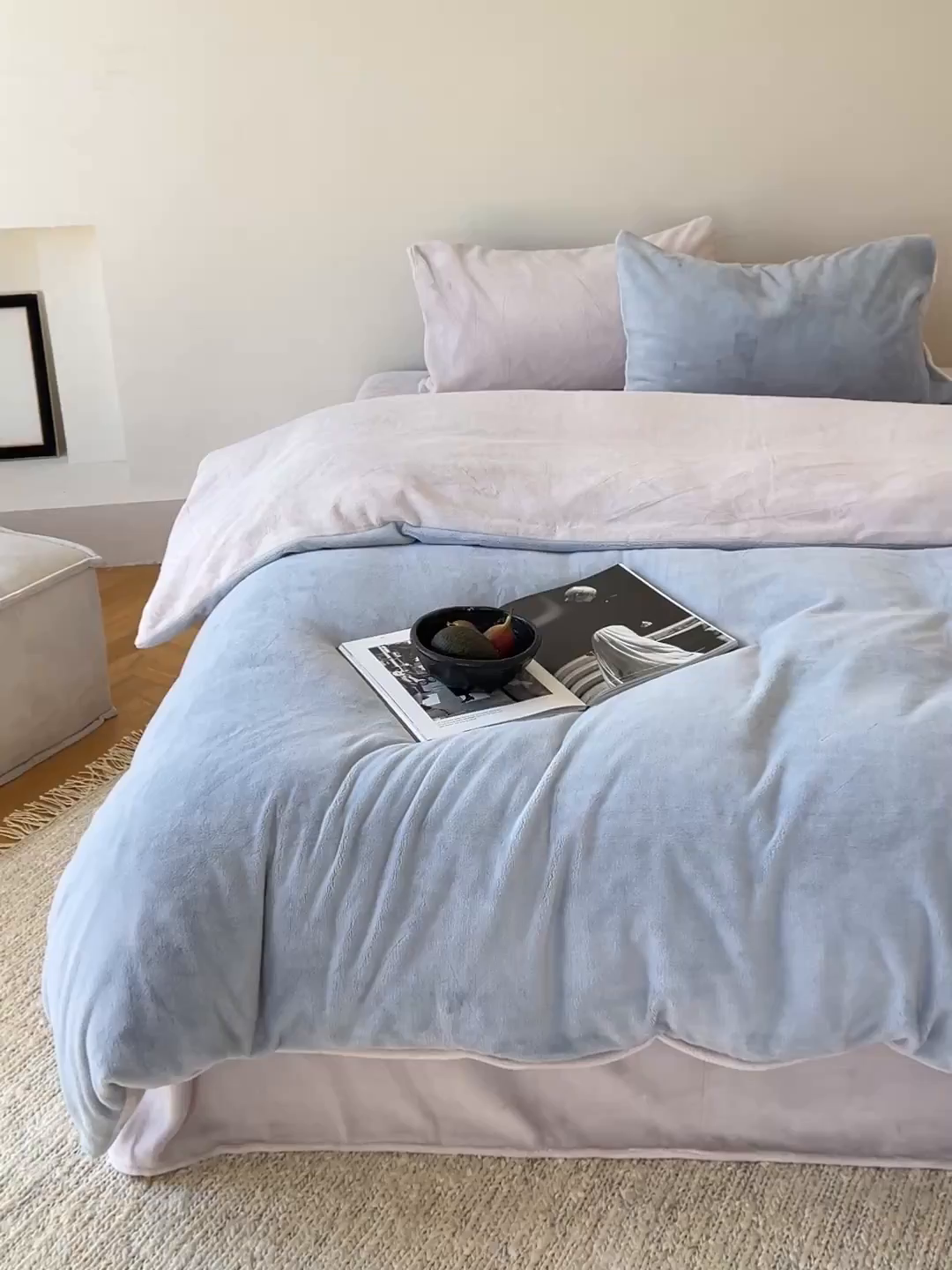 91家纺网 家纺一手货源 找家纺 简纯主义 2025新款撞色牛奶绒那不勒斯系列四件套 浅云蓝