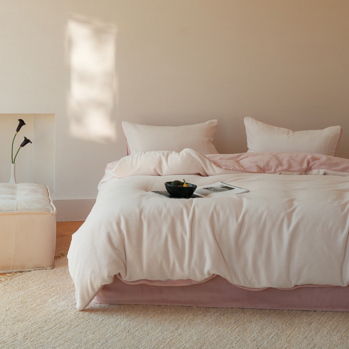 91家纺网 家纺一手货源 找家纺 简纯主义 2025新款撞色牛奶绒那不勒斯系列四件套 仙仙粉