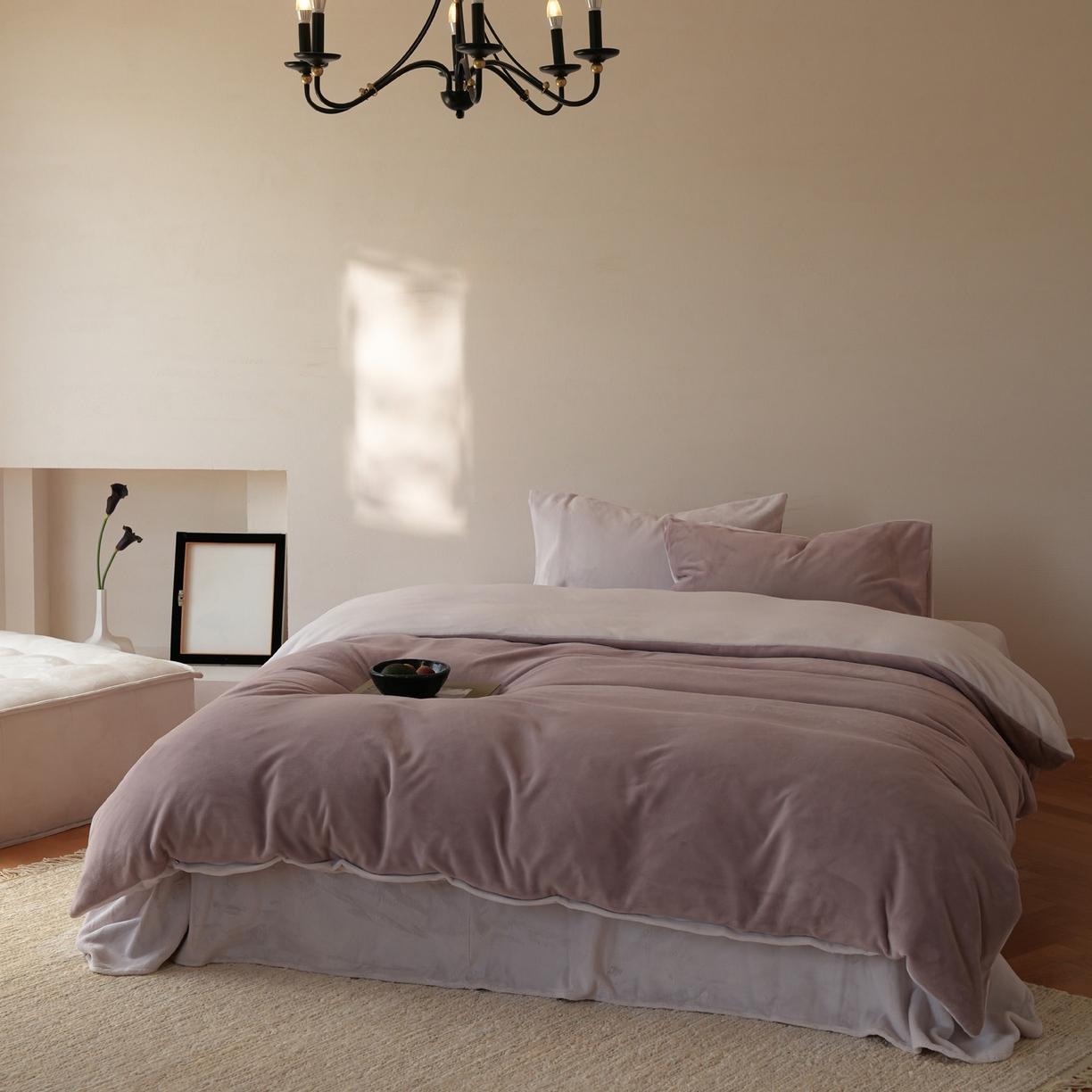 91家纺网 家纺一手货源 找家纺 简纯主义 2025新款撞色牛奶绒那不勒斯系列四件套 芋泥