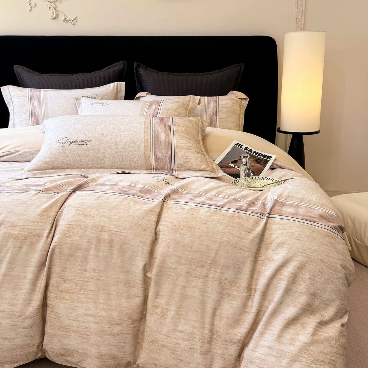 91家纺网 家纺一手货源 找家纺 星座家纺 2025秋冬新款全棉磨毛数码印花四件套 枕月织梦-黄