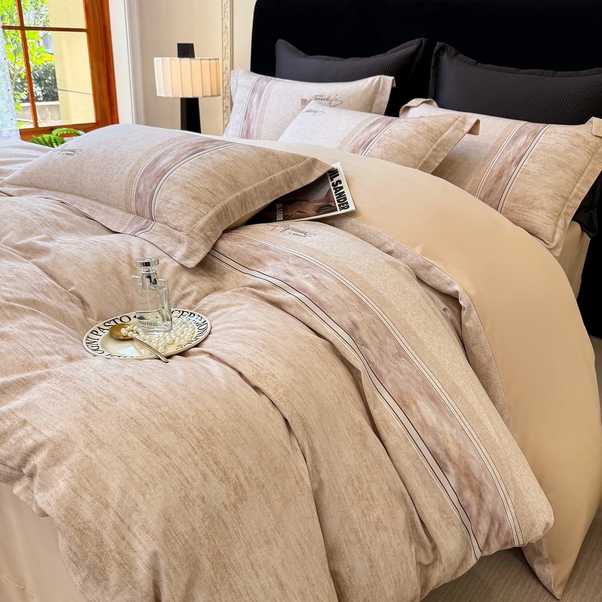 91家纺网 家纺一手货源 找家纺 星座家纺 2025秋冬新款全棉磨毛数码印花四件套 枕月织梦-黄