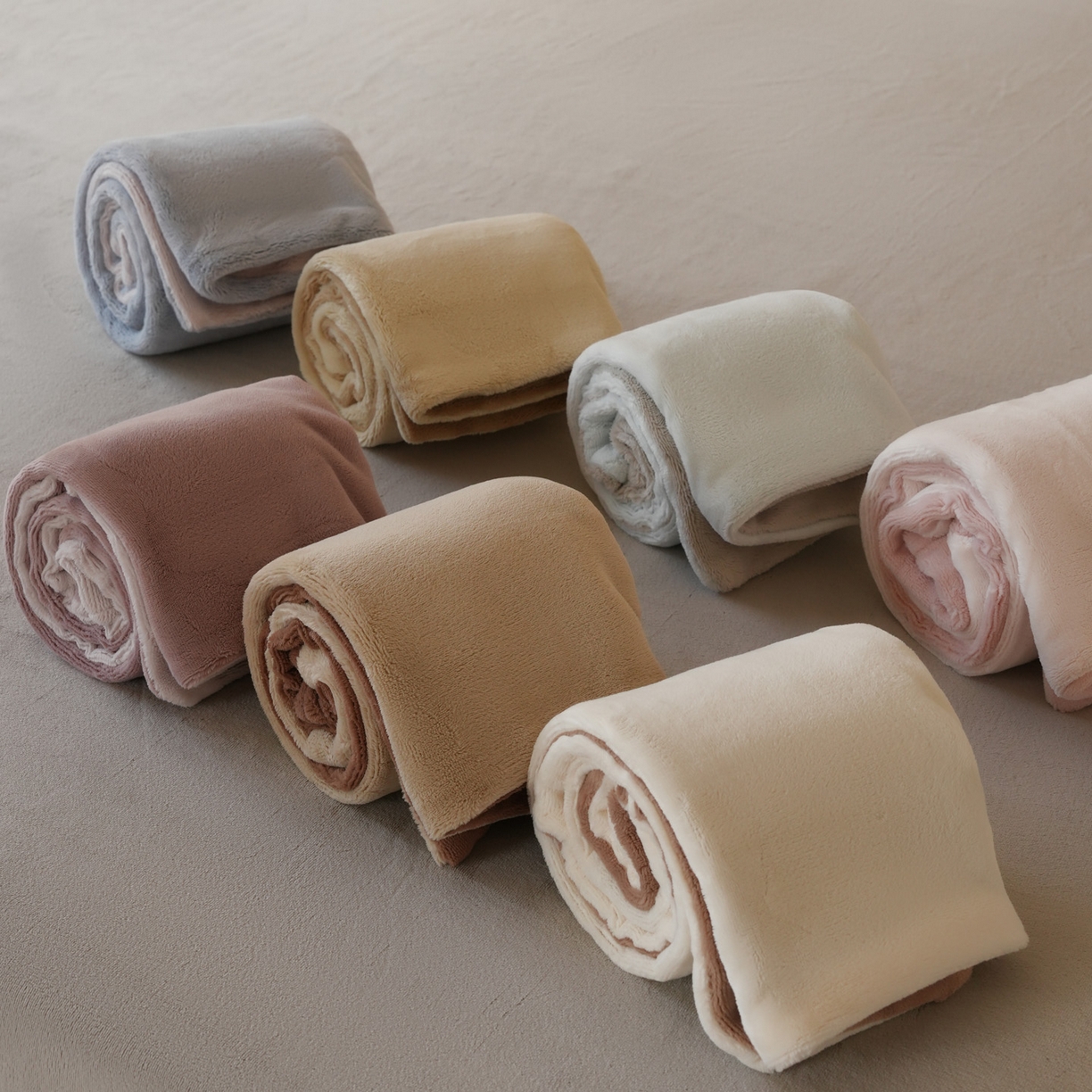 91家纺网 家纺一手货源 找家纺 简纯主义 2025新款撞色牛奶绒那不勒斯系列四件套 组合