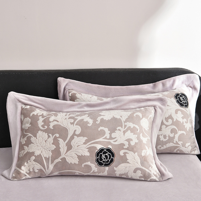 91家纺网 家纺一手货源 找家纺 妮恒美家纺 2025新款高克重婴儿绒四件套-知秋系列 知秋-暖心紫