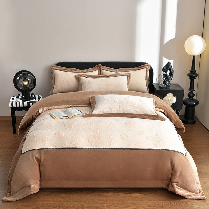 91家纺网 家纺一手货源 找家纺 妮恒美家纺 2025新款高克重婴儿绒四件套-知秋系列 蝶恋-高级咖