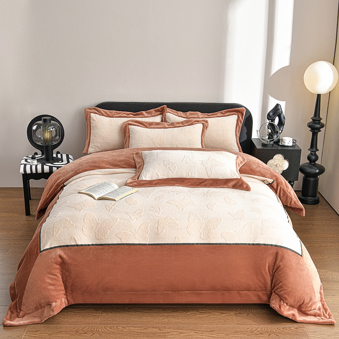 91家纺网 家纺一手货源 找家纺 妮恒美家纺 2025新款高克重婴儿绒四件套-知秋系列 蝶恋-焦糖