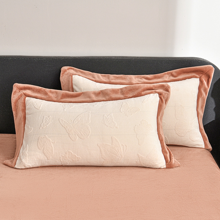 91家纺网 家纺一手货源 找家纺 妮恒美家纺 2025新款高克重婴儿绒四件套-知秋系列 蝶恋-焦糖