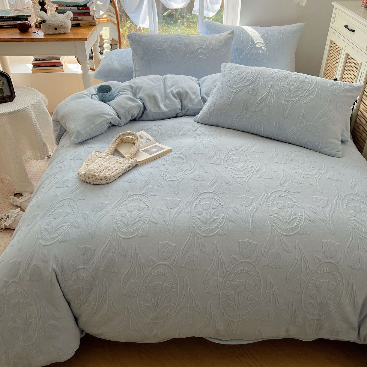 91家纺网 家纺一手货源 找家纺 （总）六巷胡同 2025新款INS博主风郁金香立体A类全消光雕花牛奶绒四件套