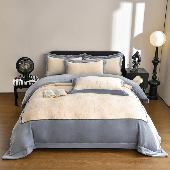 91家纺网 家纺一手货源 找家纺 妮恒美家纺 2025新款高克重婴儿绒四件套-知秋系列 蝶恋-石英灰