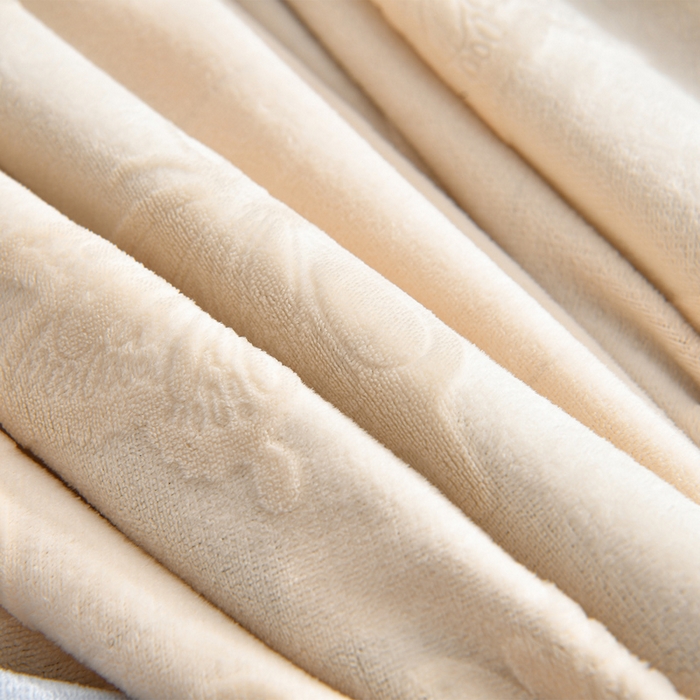 91家纺网 家纺一手货源 找家纺 妮恒美家纺 2025新款高克重婴儿绒四件套-知秋系列 蝶恋-石英灰