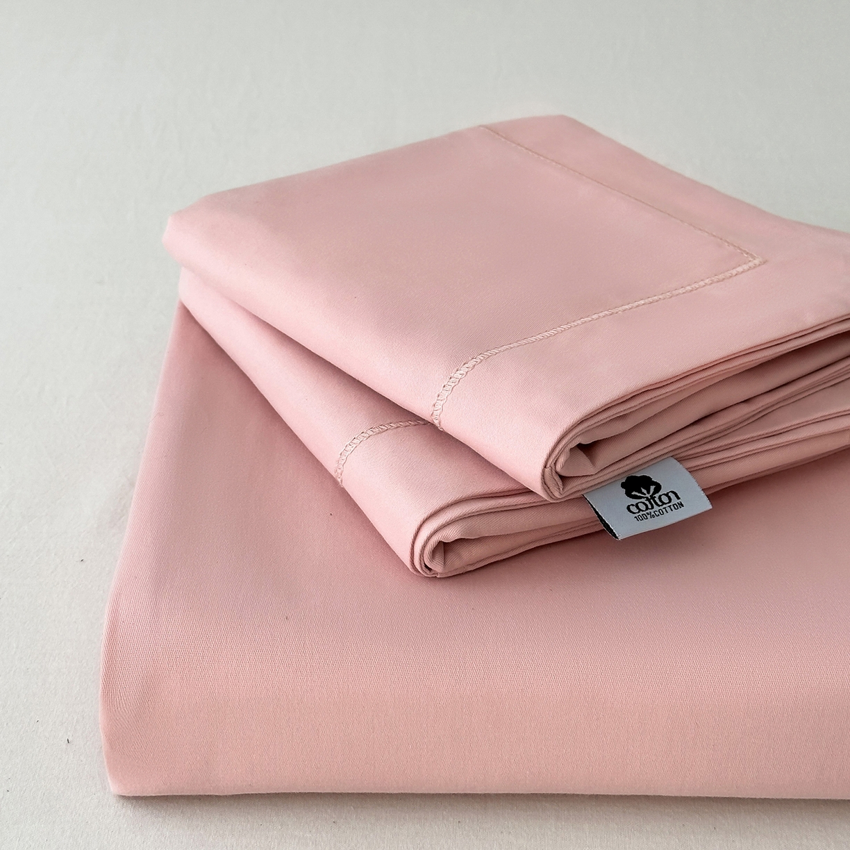 91家纺网 家纺一手货源 找家纺 宝时兰 2025新款加厚100%全棉长绒棉纯色磨毛单品床单纯棉枕套高密【提供买家秀/可定制其他尺寸】 木槿粉