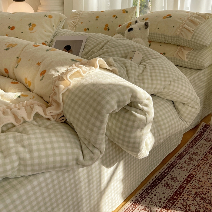 91家纺网 家纺一手货源 找家纺 （总）瑞莱 （持续上新）2025冬季新款拼接款花边牛奶绒四件套