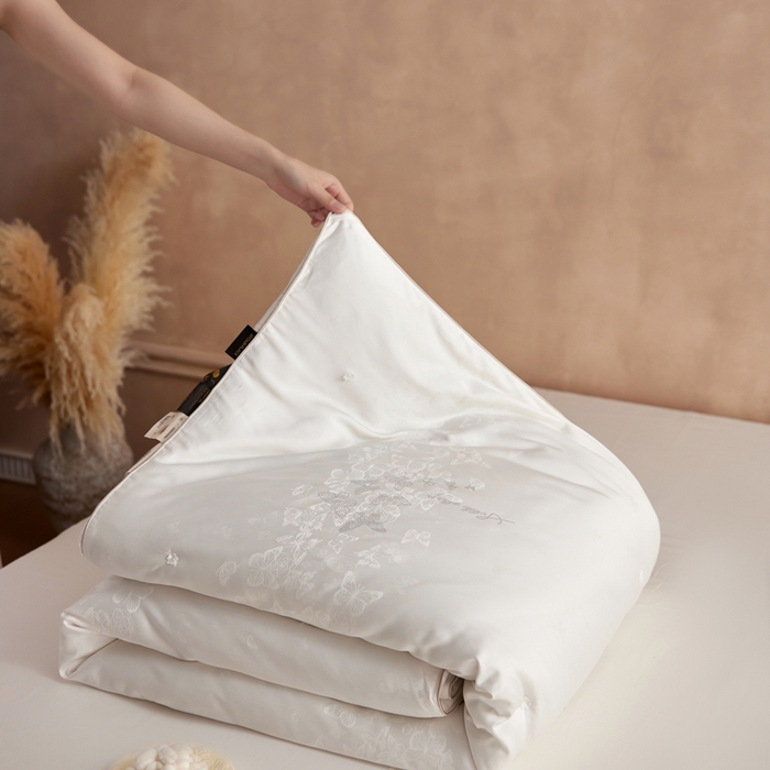 芯氧 2025新款蝴蝶仙子羊绒被 被子被芯 白色