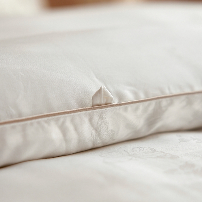 91家纺网 家纺一手货源 找家纺 芯氧 2025新款蝴蝶仙子羊绒被 被子被芯 白色