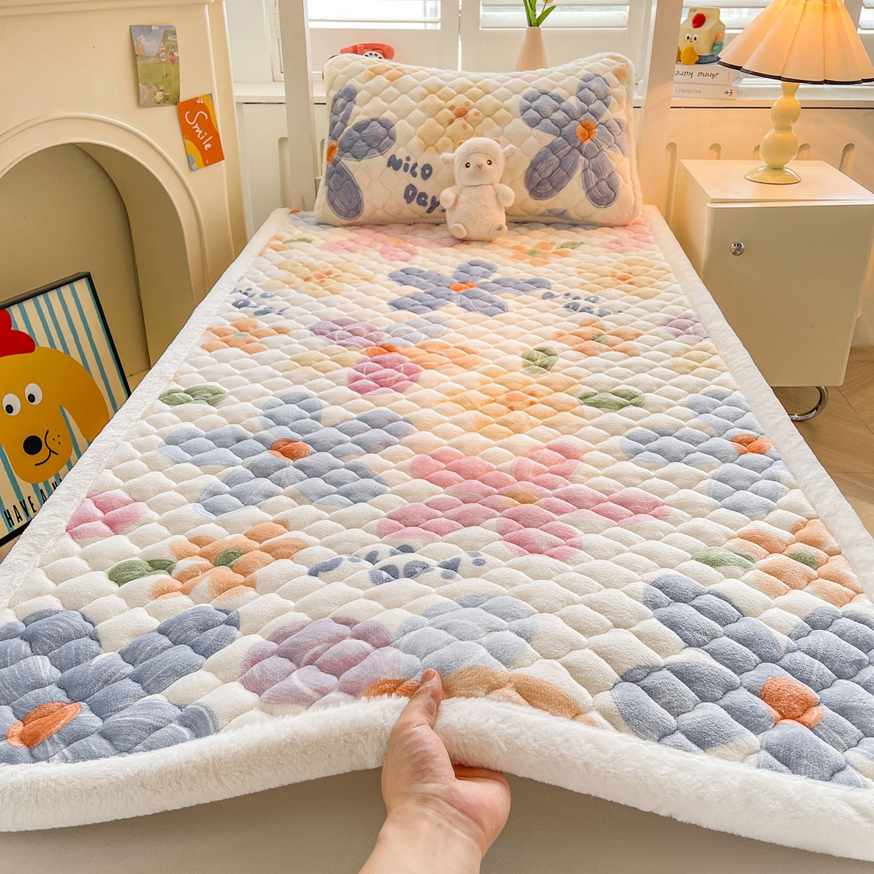 91家纺网 家纺一手货源 找家纺 （总）喜居 2025新款加厚印花牛奶绒夹棉床垫床褥垫褥子床护垫