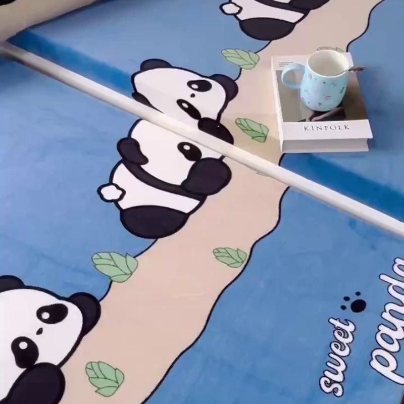 91家纺网 家纺一手货源 找家纺 小虾米 2025新款加厚牛奶绒被套单被套被套单件 熊猫帕帕