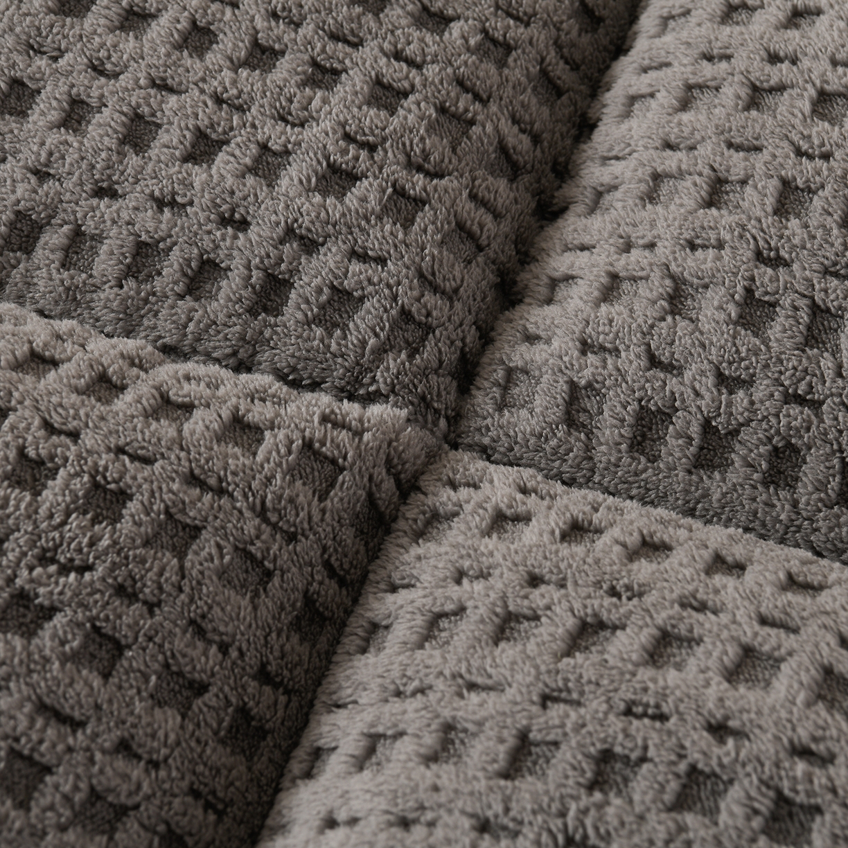 91家纺网 家纺一手货源 找家纺 预言家纺 2025新款A类舒棉绒牛奶绒羽丝绒床垫褥子多功能软垫垫子 深灰