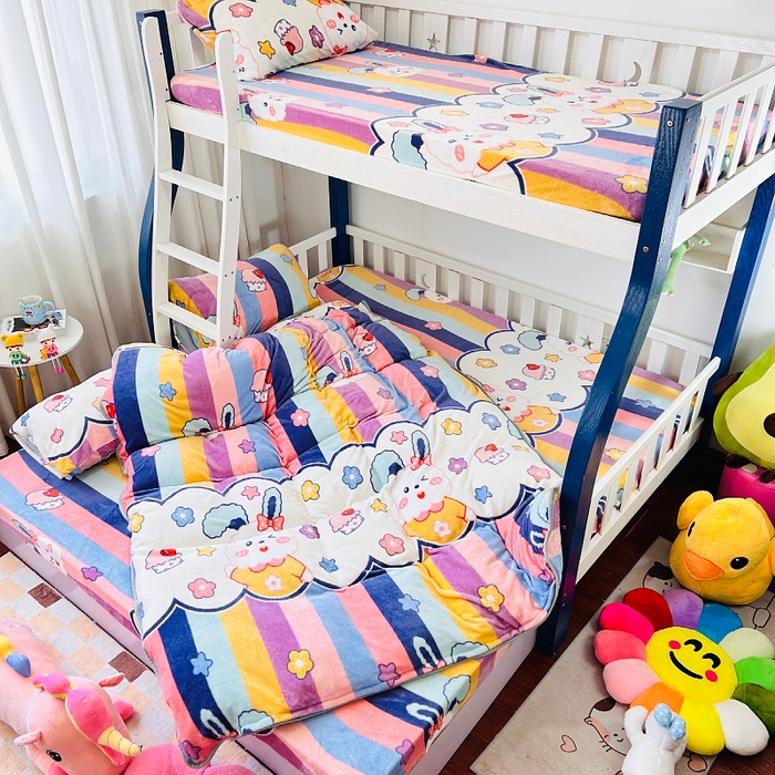 91家纺网 家纺一手货源 找家纺 小虾米 2025新款加厚牛奶绒被套单被套被套单件 彩虹兔