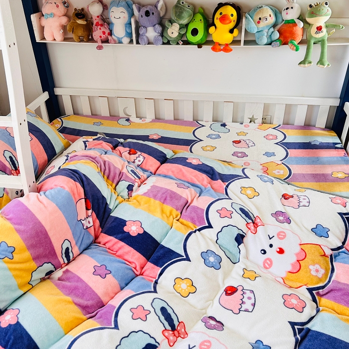 91家纺网 家纺一手货源 找家纺 小虾米 2025新款加厚牛奶绒被套单被套被套单件 彩虹兔