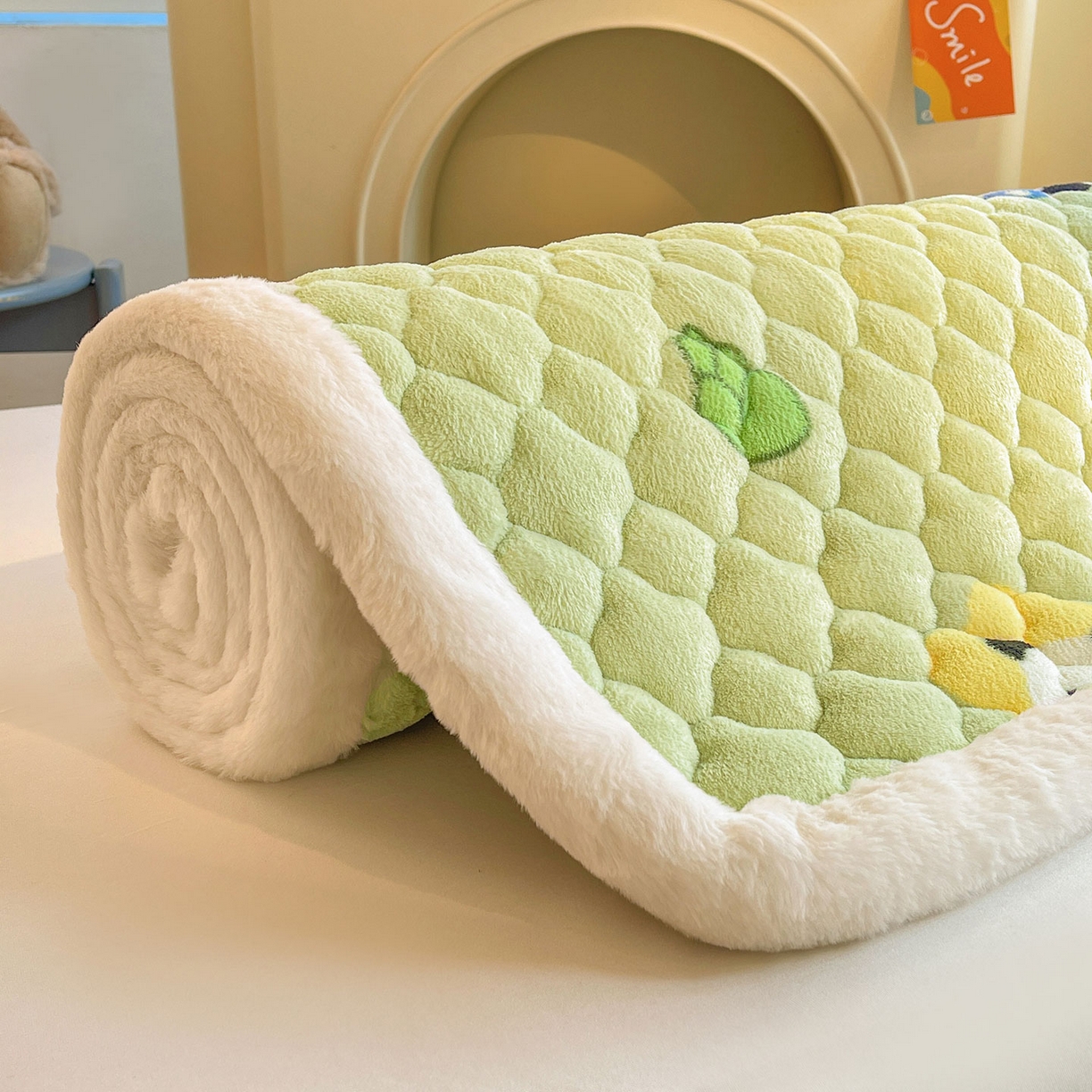 91家纺网 家纺一手货源 找家纺 喜居 2025新款加厚印花牛奶绒夹棉床垫床褥垫褥子床护垫 晚安熊猫