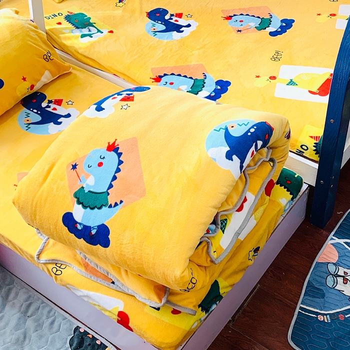 91家纺网 家纺一手货源 找家纺 小虾米 2025新款加厚牛奶绒被套单被套被套单件 可爱龙