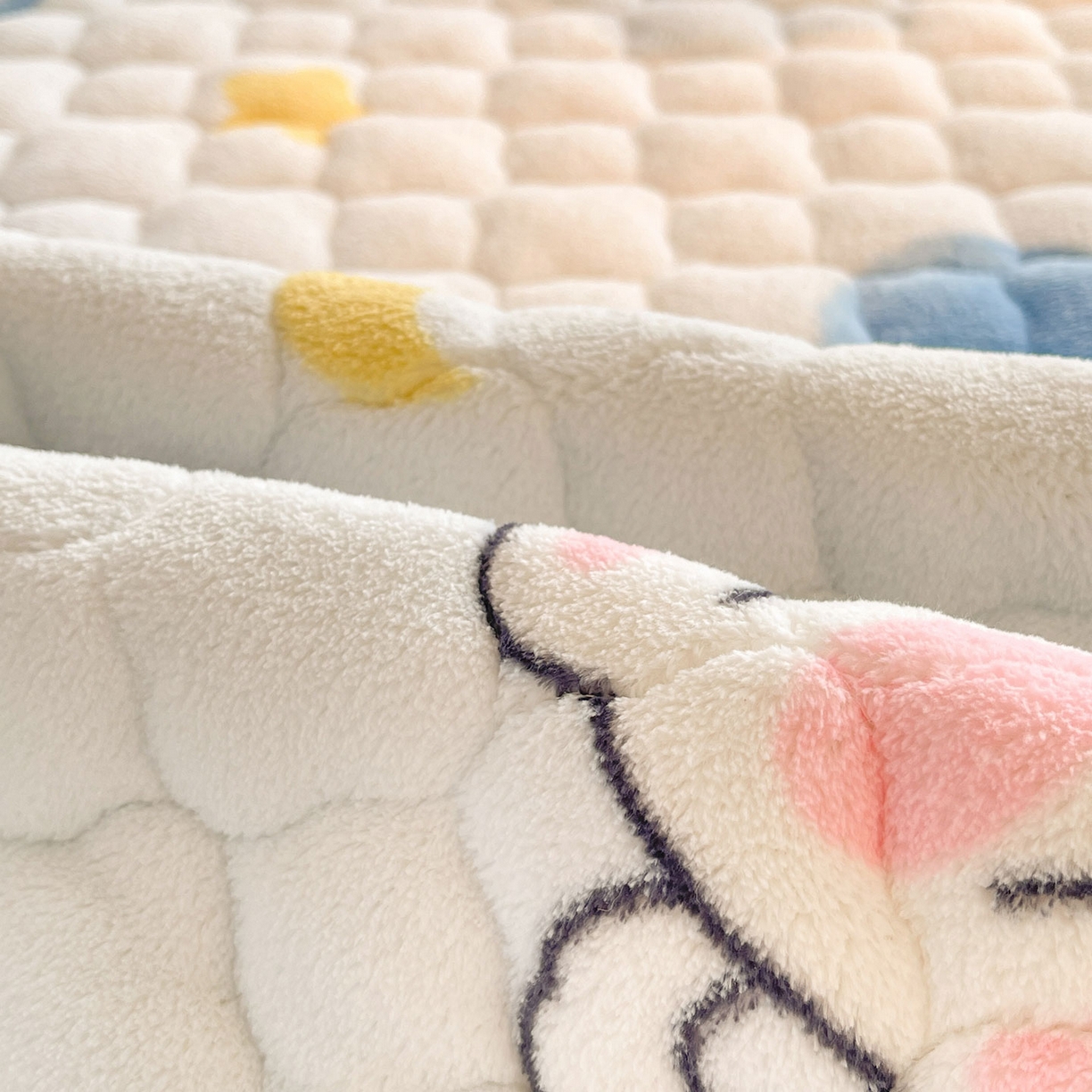 91家纺网 家纺一手货源 找家纺 喜居 2025新款加厚印花牛奶绒夹棉床垫床褥垫褥子床护垫 元气喵