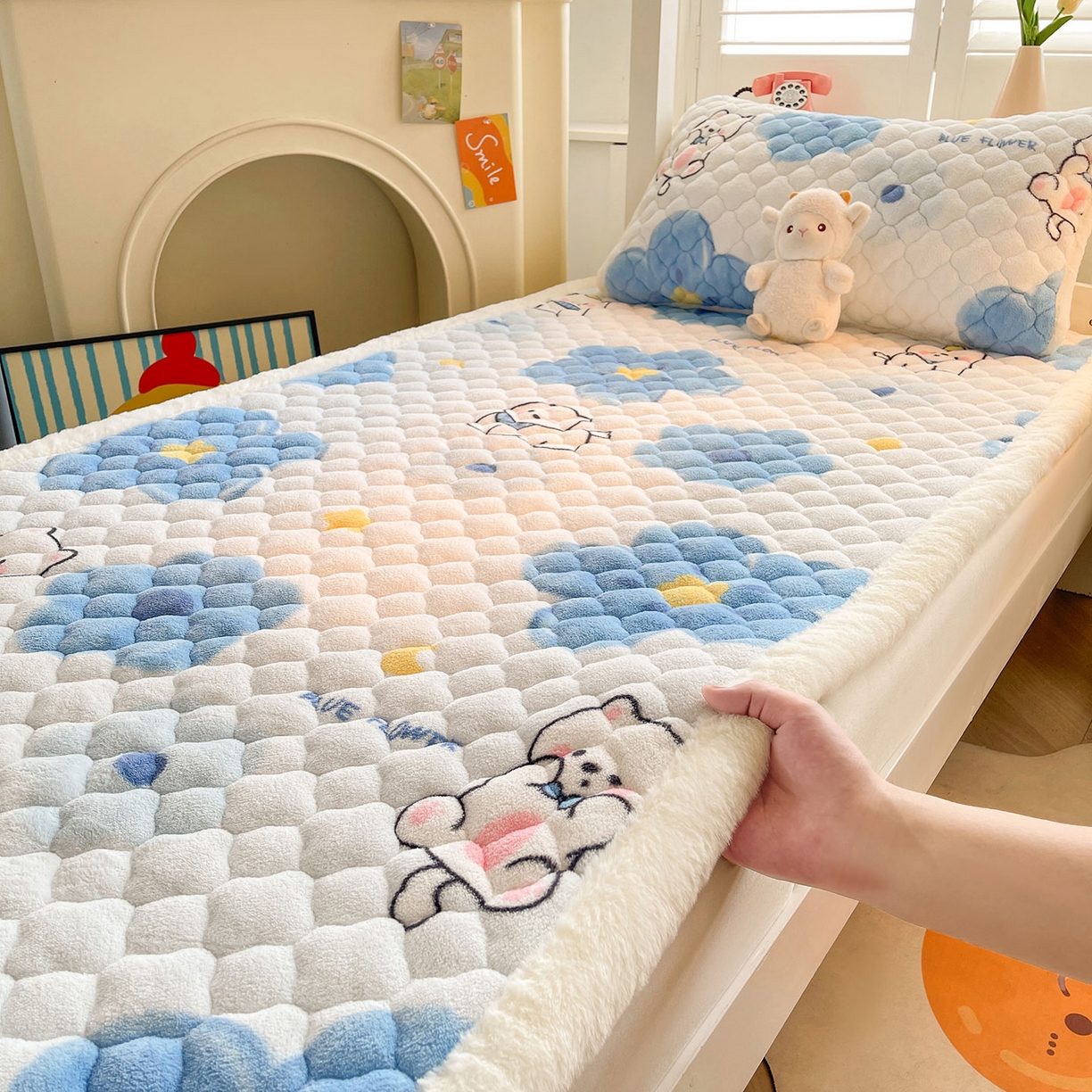 91家纺网 家纺一手货源 找家纺 喜居 2025新款加厚印花牛奶绒夹棉床垫床褥垫褥子床护垫 元气喵