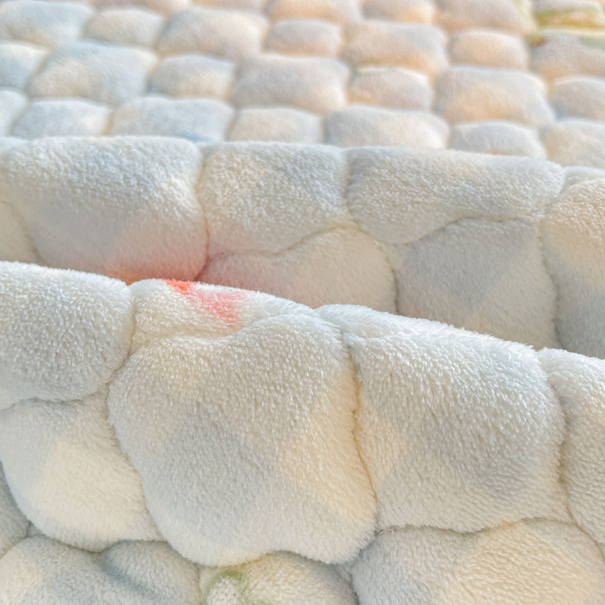 91家纺网 家纺一手货源 找家纺 喜居 2025新款加厚印花牛奶绒夹棉床垫床褥垫褥子床护垫 恐龙乐园