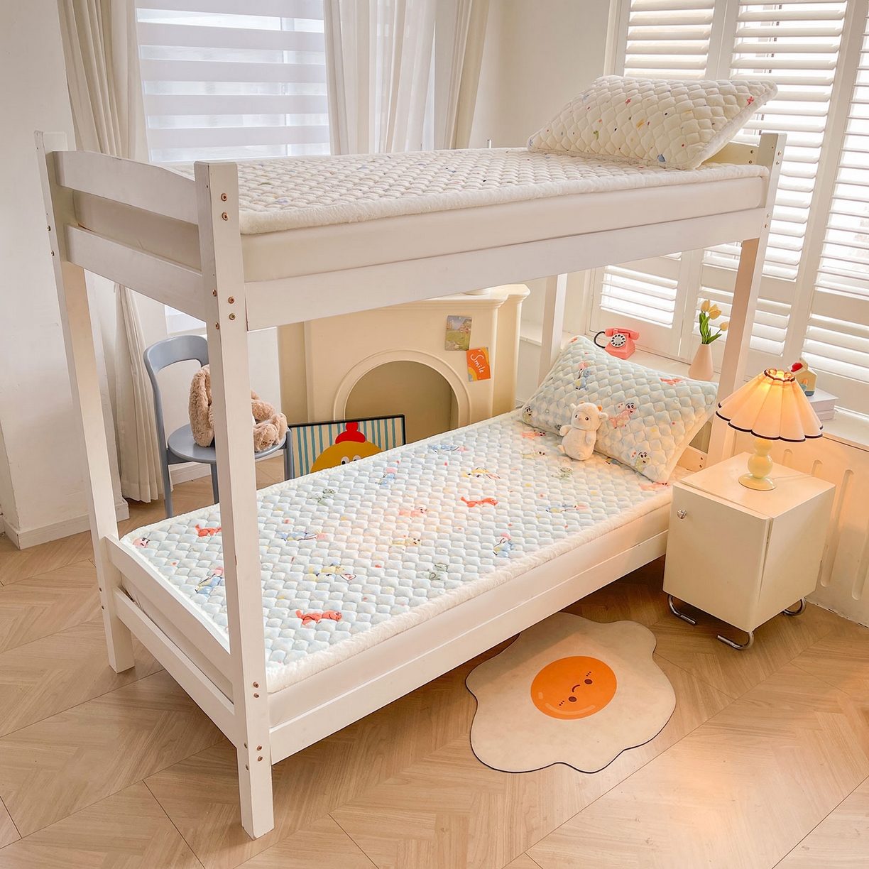 91家纺网 家纺一手货源 找家纺 喜居 2025新款加厚印花牛奶绒夹棉床垫床褥垫褥子床护垫 恐龙乐园