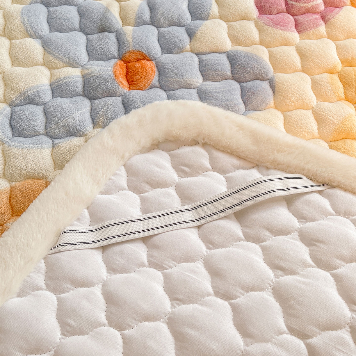 91家纺网 家纺一手货源 找家纺 喜居 2025新款加厚印花牛奶绒夹棉床垫床褥垫褥子床护垫 幸福花