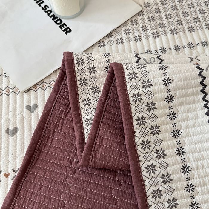 91家纺网 家纺一手货源 找家纺 卢赛尔 2025新款床盖单品单床盖云感加厚夹床单床罩软床垫-四季款（提供买家秀） 波西米亚